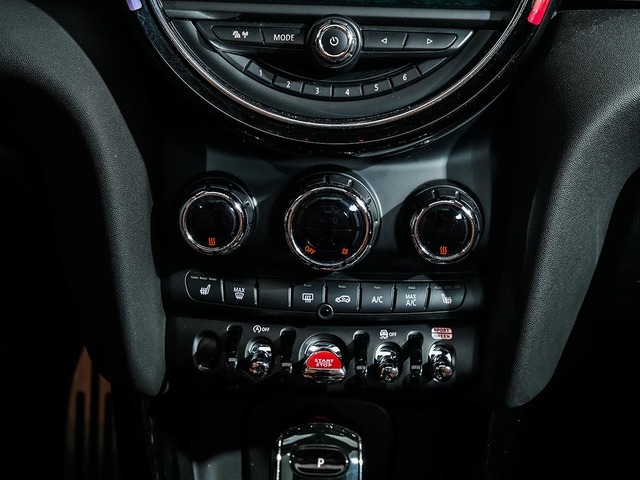 fotoG 29 del MINI MINI 3 Puertas John Cooper Works 170 kW (231 CV) 231cv Gasolina del 2021 en Tarragona