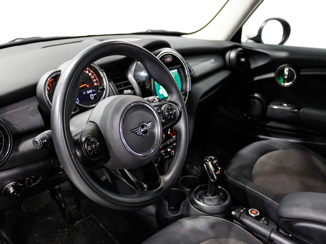 fotoG 11 del MINI MINI 3 Puertas Cooper 100 kW (136 CV) 136cv Gasolina del 2021 en Barcelona