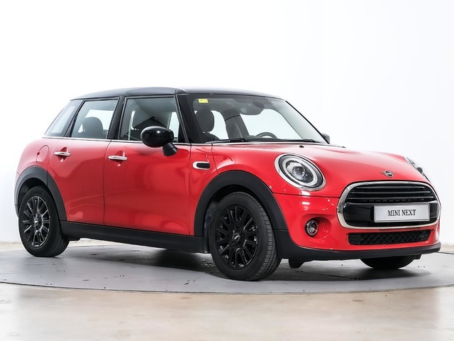 fotoG 10 del MINI MINI 5 Puertas Cooper 100 kW (136 CV) 136cv Gasolina del 2020 en Tarragona