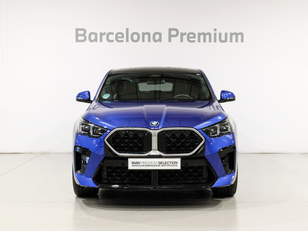 Fotos de BMW X2 sDrive18d color Azul. Año 2024. 110KW(150CV). Diésel. En concesionario Barcelona Premium -- GRAN VIA de Barcelona