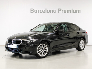 Fotos de BMW Serie 3 320d color Negro. Año 2024. 140KW(190CV). Diésel. En concesionario Barcelona Premium -- GRAN VIA de Barcelona