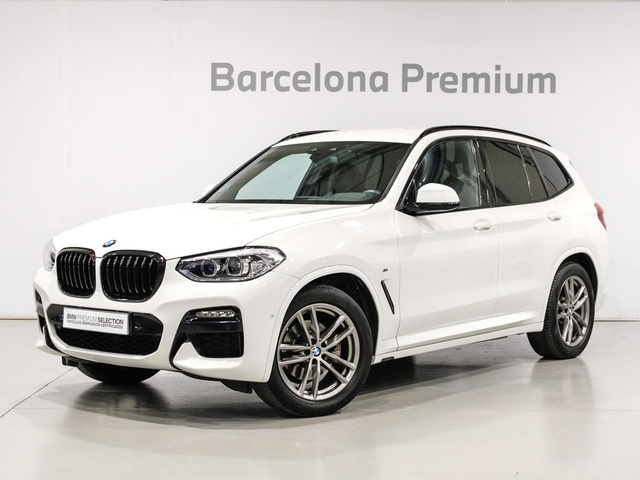 BMW X3 xDrive20d color Blanco. Año 2020. 140KW(190CV). Diésel. En concesionario Barcelona Premium -- GRAN VIA de Barcelona