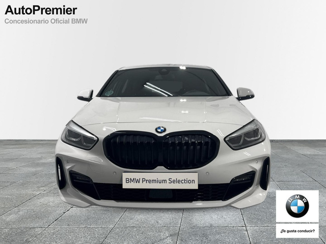 BMW Serie 1 118d color Blanco. Año 2024. 110KW(150CV). Diésel. En concesionario Auto Premier, S.A. - ALCALÁ DE HENARES de Madrid
