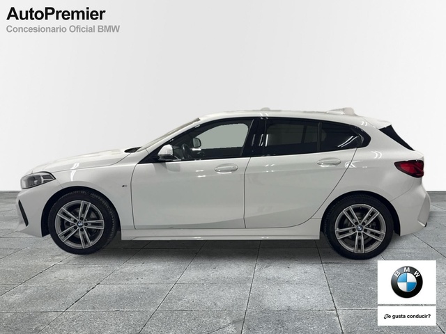 BMW Serie 1 118d color Blanco. Año 2024. 110KW(150CV). Diésel. En concesionario Auto Premier, S.A. - ALCALÁ DE HENARES de Madrid