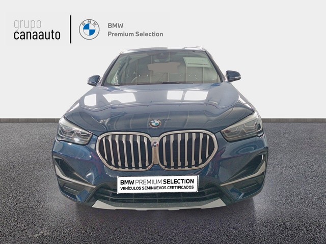 BMW X1 sDrive18d color Azul. Año 2021. 110KW(150CV). Diésel. En concesionario TACO de Sta. C. Tenerife