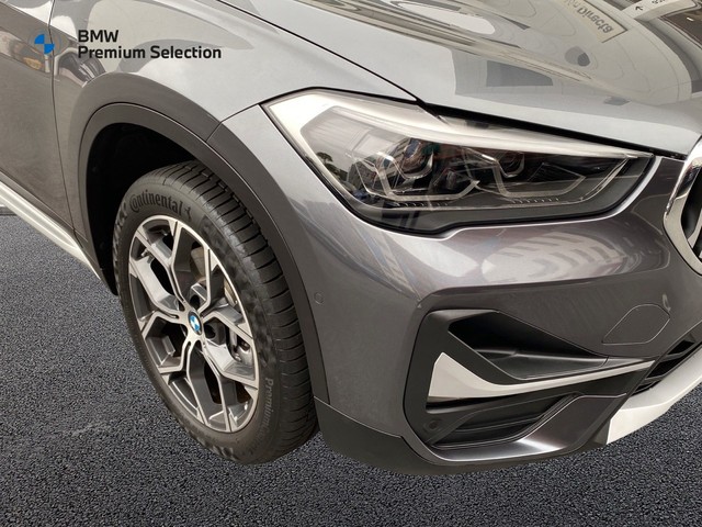 BMW X1 sDrive18i color Gris. Año 2021. 103KW(140CV). Gasolina. En concesionario Marmotor de Las Palmas