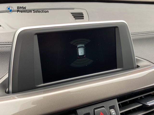 BMW X1 sDrive18i color Gris. Año 2021. 103KW(140CV). Gasolina. En concesionario Marmotor de Las Palmas
