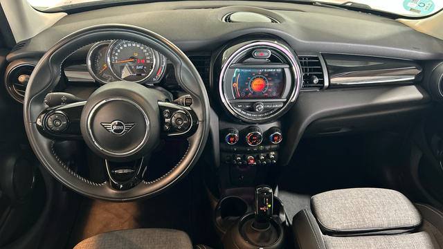 fotoG 6 del MINI MINI 5 Puertas Cooper 100 kW (136 CV) 136cv Gasolina del 2019 en Madrid