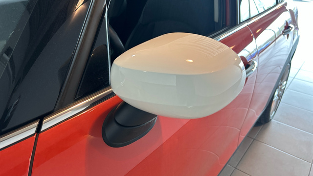 fotoG 17 del MINI MINI 5 Puertas Cooper 100 kW (136 CV) 136cv Gasolina del 2019 en Madrid