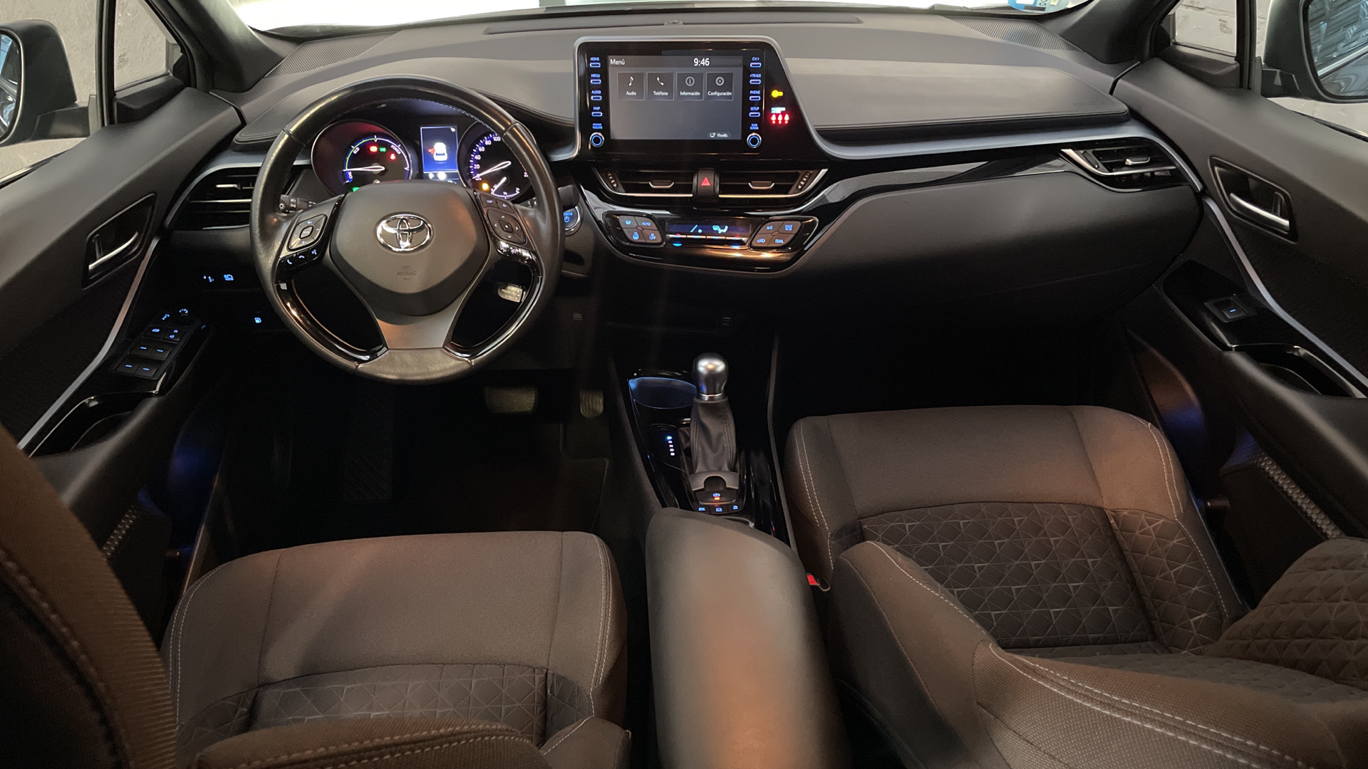 Toyota C-HR 1.8 125H - 8