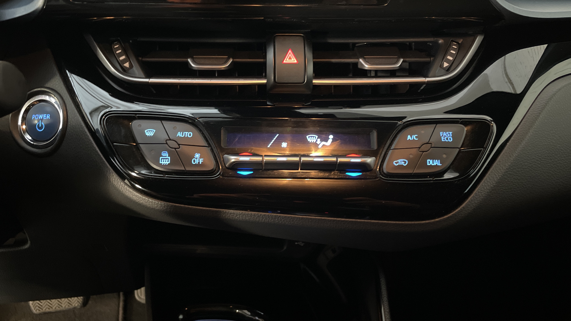 Toyota C-HR 1.8 125H - 17