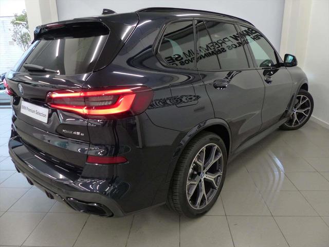 BMW X5 xDrive45e color Negro. Año 2021. 290KW(394CV). Híbrido Electro/Gasolina. En concesionario Lurauto - Gipuzkoa de Guipuzcoa