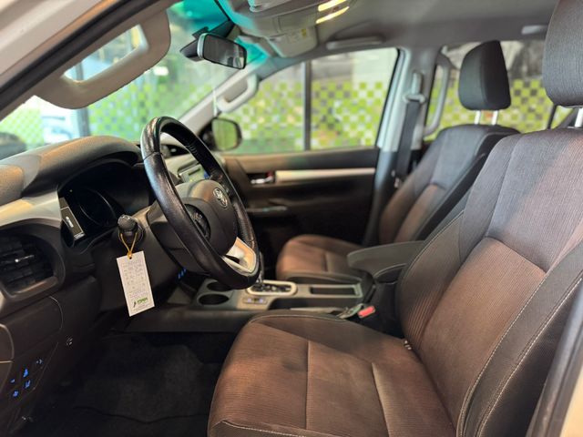 Toyota Hilux 2.4 D-4D Doble Cabina VXL A/T 110 kW (150 CV)