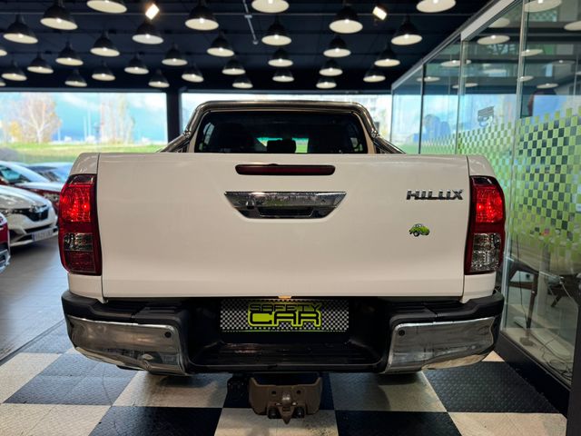 Toyota Hilux 2.4 D-4D Doble Cabina VXL A/T 110 kW (150 CV)