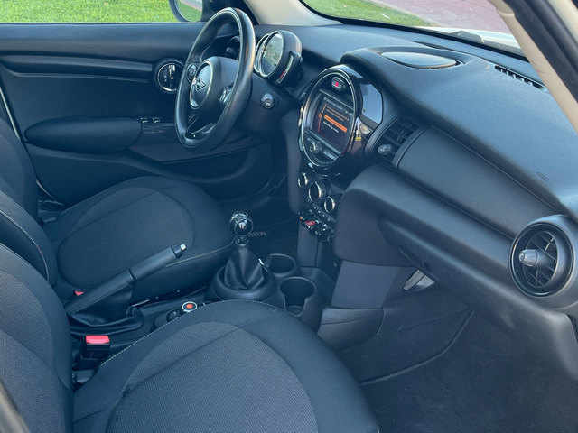 fotoG 7 del MINI MINI 5 Puertas One 75 kW (102 CV) 102cv Gasolina del 2019 en Murcia