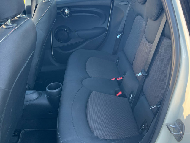 fotoG 8 del MINI MINI 5 Puertas One 75 kW (102 CV) 102cv Gasolina del 2019 en Murcia