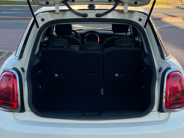 fotoG 16 del MINI MINI 5 Puertas One 75 kW (102 CV) 102cv Gasolina del 2019 en Murcia