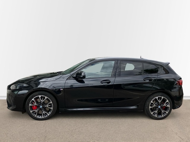 BMW Serie 1 118d color Negro. Año 2024. 110KW(150CV). Diésel. En concesionario Proa Premium Palma de Illes Balears