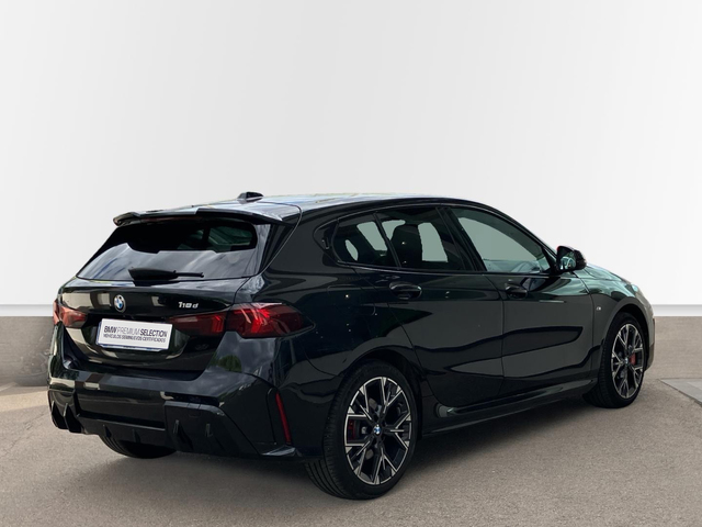 BMW Serie 1 118d color Negro. Año 2024. 110KW(150CV). Diésel. En concesionario Proa Premium Palma de Illes Balears