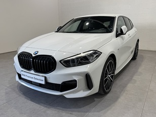 Fotos de BMW Serie 1 118i color Blanco. Año 2023. 103KW(140CV). Gasolina. En concesionario Motor Munich Cadi - Manresa - VO de Barcelona