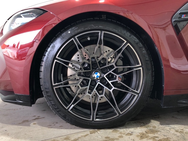 BMW M M4 Coupe color Rojo. Año 2024. 375KW(510CV). Gasolina. En concesionario Movilnorte El Plantio de Madrid