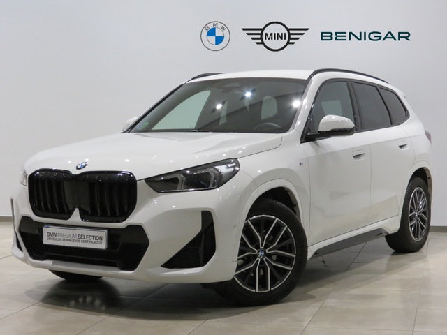 BMW X1 sDrive20d color Blanco. Año 2024. 120KW(163CV). Diésel. En concesionario SAN JUAN Automoviles Fersan S.A. de Alicante