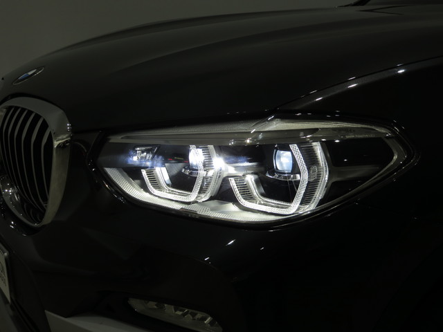 BMW X3 xDrive25d color Gris. Año 2019. 170KW(231CV). Diésel. En concesionario GANDIA Automoviles Fersan, S.A. de Valencia