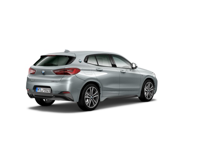 BMW X2 sDrive16d color Gris. Año 2024. 85KW(116CV). Diésel. En concesionario Ceres Motor S.L. de Cáceres