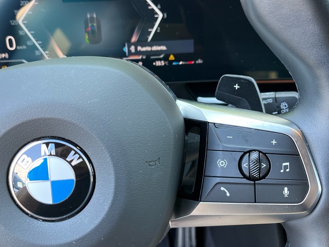 BMW Serie 2 218d Active Tourer color Verde. Año 2024. 110KW(150CV). Diésel. En concesionario Celtamotor Vigo de Pontevedra