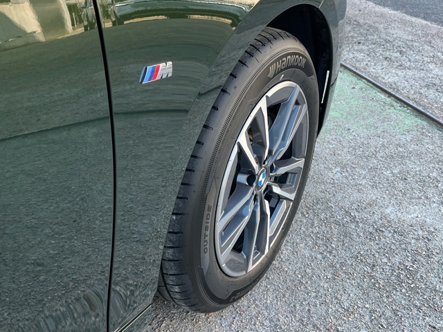 BMW Serie 2 218d Active Tourer color Verde. Año 2024. 110KW(150CV). Diésel. En concesionario Celtamotor Vigo de Pontevedra