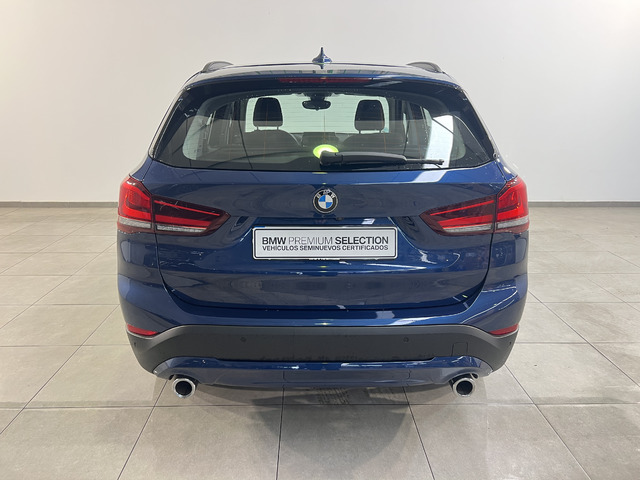 BMW X1 sDrive18d color Azul. Año 2022. 110KW(150CV). Diésel. En concesionario Movitransa Cars Jerez de Cádiz