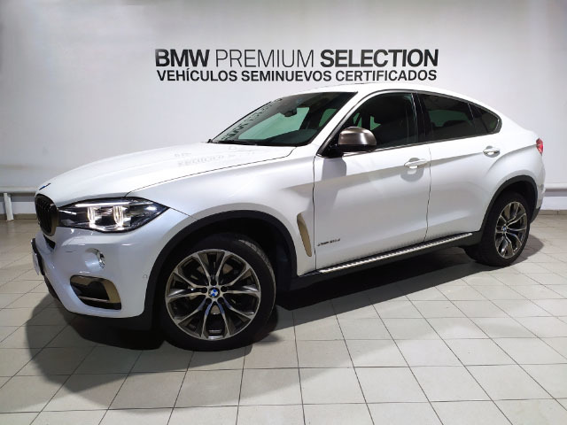 BMW X6 xDrive30d color Blanco. Año 2017. 190KW(258CV). Diésel. En concesionario Hispamovil Elche de Alicante