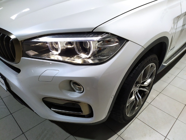 BMW X6 xDrive30d color Blanco. Año 2017. 190KW(258CV). Diésel. En concesionario Hispamovil Elche de Alicante