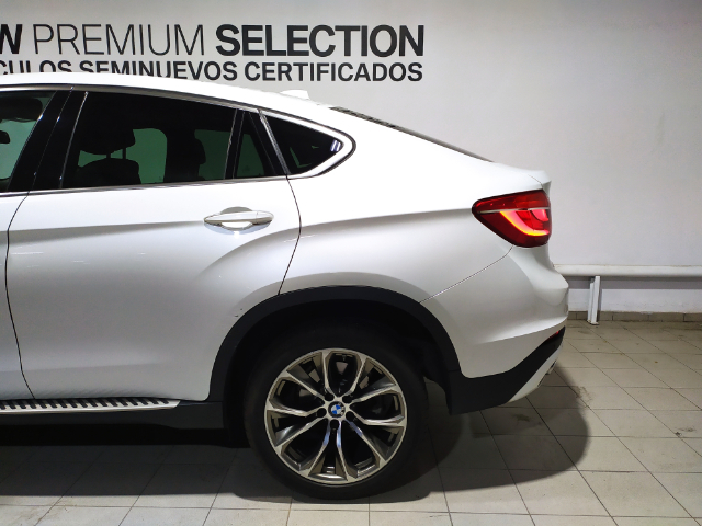 BMW X6 xDrive30d color Blanco. Año 2017. 190KW(258CV). Diésel. En concesionario Hispamovil Elche de Alicante