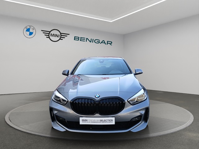 BMW Serie 1 116d color Gris. Año 2024. 85KW(116CV). Diésel. En concesionario FINESTRAT Automoviles Fersan, S.A. de Alicante