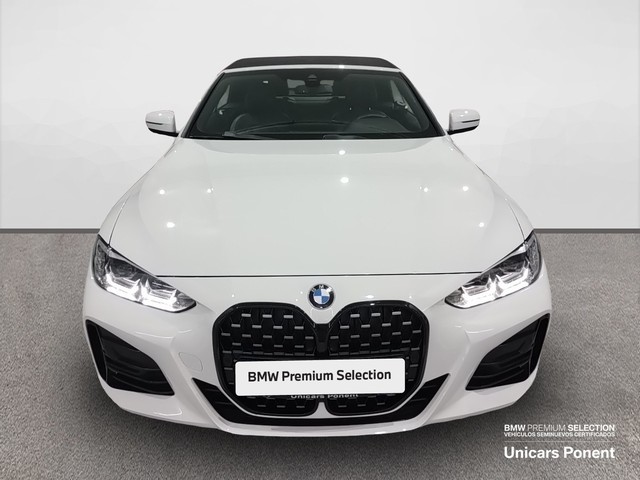 BMW Serie 4 420d Cabrio color Blanco. Año 2022. 140KW(190CV). Diésel. En concesionario Unicars Ponent de Lleida