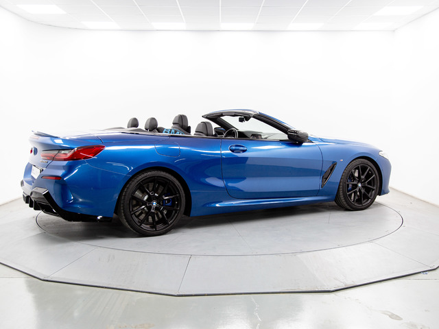 BMW Serie 8 M850i Cabrio color Azul. Año 2019. 390KW(530CV). Gasolina. En concesionario Móvil Begar Alicante de Alicante