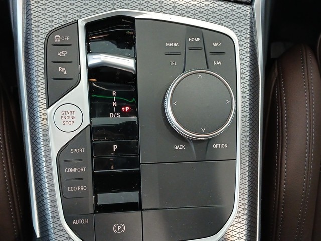 BMW Serie 3 318d Touring color Gris. Año 2024. 110KW(150CV). Diésel. En concesionario Enekuri Motor de Vizcaya