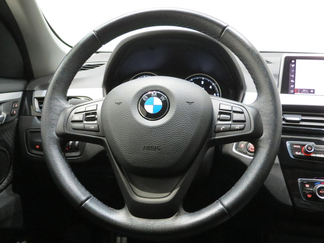 BMW X1 sDrive18d color Gris. Año 2020. 110KW(150CV). Diésel. En concesionario ALZIRA Automoviles Fersan, S.A. de Valencia