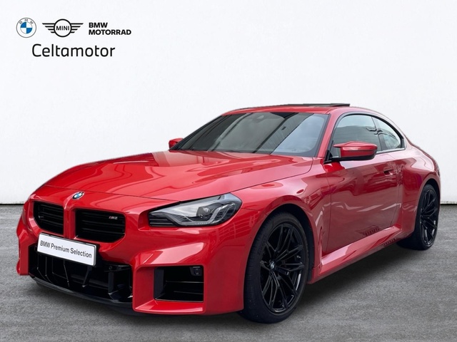 BMW M M2 Coupe color Rojo. Año 2023. 338KW(460CV). Gasolina. En concesionario Celtamotor Vigo de Pontevedra