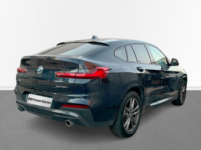 BMW X4 xDrive30i color Negro. Año 2021. 185KW(252CV). Gasolina. En concesionario Murcia Premium S.L. AV DEL ROCIO de Murcia