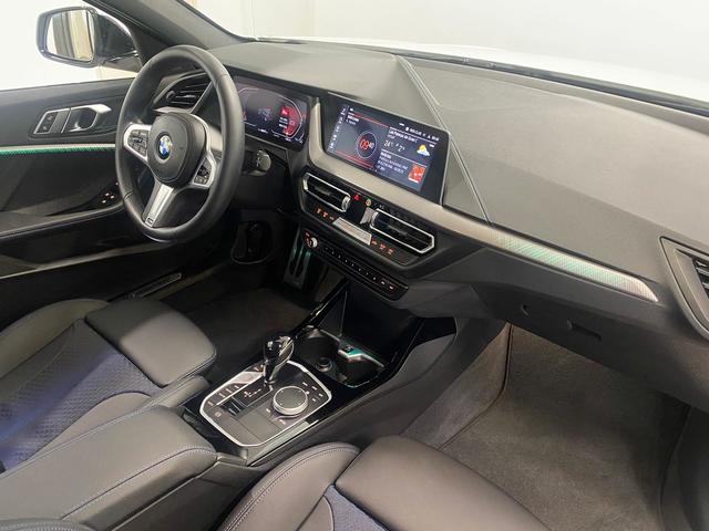 BMW Serie 1 118i color Blanco. Año 2021. 103KW(140CV). Gasolina. En concesionario Marmotor de Las Palmas