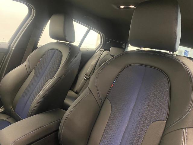BMW Serie 1 118i color Blanco. Año 2021. 103KW(140CV). Gasolina. En concesionario Marmotor de Las Palmas