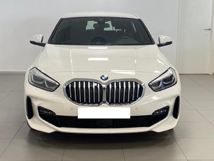 Fotos de BMW Serie 1 118i color Blanco. Año 2021. 103KW(140CV). Gasolina. En concesionario Marmotor de Las Palmas