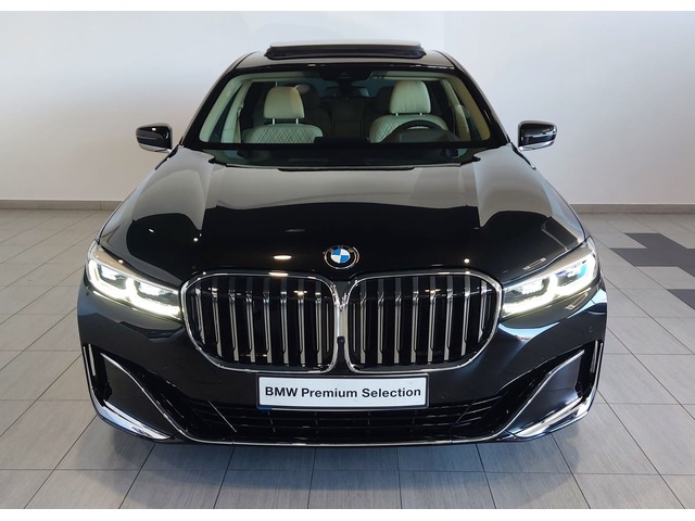 BMW Serie 7 730Ld color Negro. Año 2021. 210KW(286CV). Diésel. En concesionario Adler Motor S.L. TOLEDO de Toledo