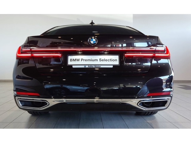 BMW Serie 7 730Ld color Negro. Año 2021. 210KW(286CV). Diésel. En concesionario Adler Motor S.L. TOLEDO de Toledo