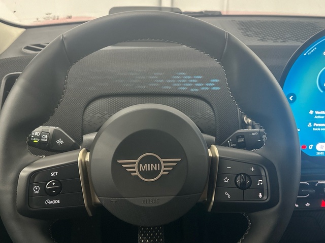 fotoG 10 del MINI MINI Countryman D 120 kW (163 CV) 163cv Diésel del 2024 en Madrid