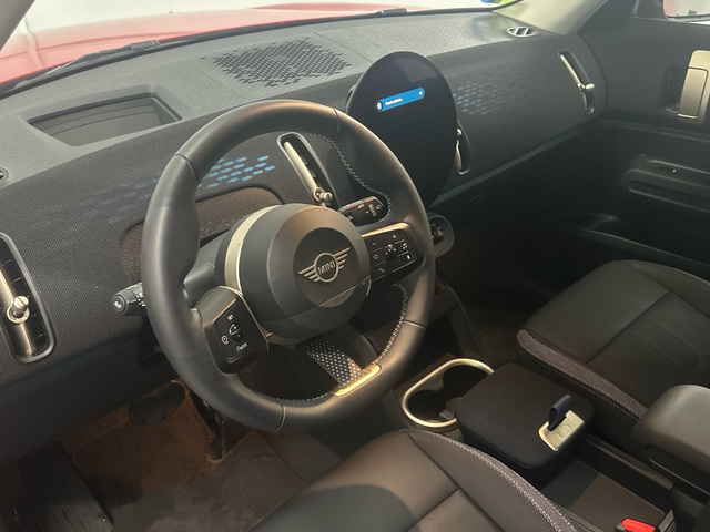 fotoG 15 del MINI MINI Countryman D 120 kW (163 CV) 163cv Diésel del 2024 en Madrid