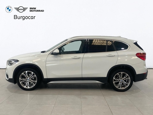 BMW X1 sDrive18d color Blanco. Año 2019. 110KW(150CV). Diésel. En concesionario Burgocar (Bmw y Mini) de Burgos