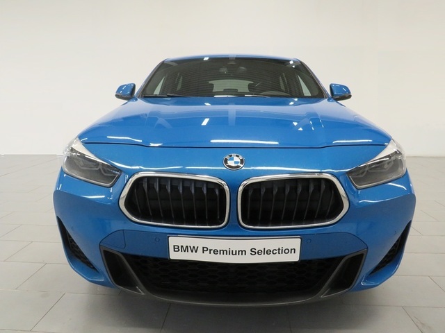 BMW X2 sDrive16d color Azul. Año 2024. 85KW(116CV). Diésel. En concesionario Lugauto S.A. de Lugo